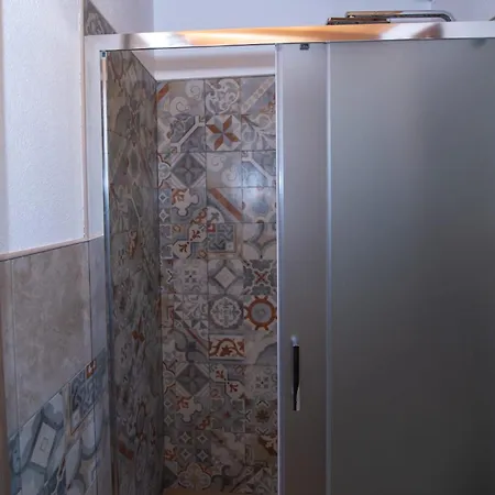 Sole Melis Solèminis